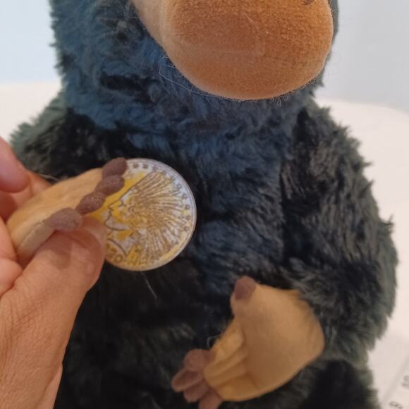 Niffler The Noble Collection Fantastic Beasts Stuffed Animal Soft Plush Toy 12" - Picture 8 of 10